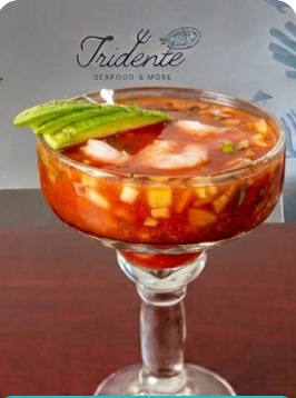 Cocteles y mariscos